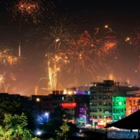 Happy Diwali 2024: ऐसे ऑनलाइन भेजें दिवाली के बधाई मैसेज