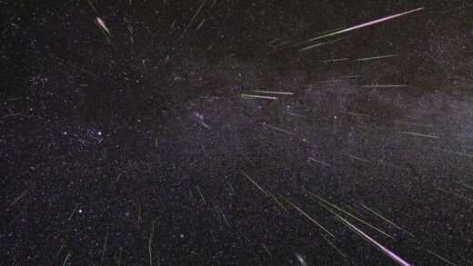 Perseid Meteor Shower: आसमान से होगी उल्काओं की बारिश! नोट कर लें दिन और समय