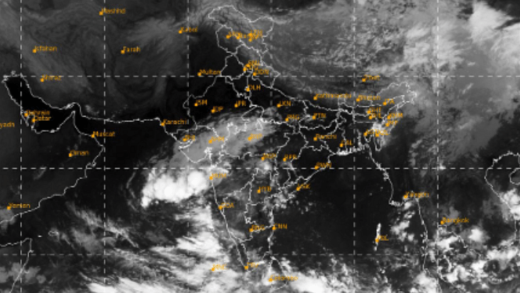 Weather: लौट आई बारिश, इंदौर में भीगे रावण, दशहरे पर गिरेगा पानी, तेज हुई ठंड