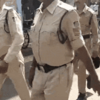 बड़वानी में हिंगोट युद्ध के खिलाफ निकाली रैली:  पुलिस प्रशासन, समाजसेवियों और जनप्रतिनिधि हुए शामिल; हाथों में तख्तियां लेकर बैन की मांग – Barwani News