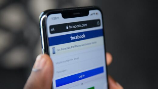 बिना मोबाइल नंबर या ईमेल के Facebook अकाउंट को कैसे करें रिकवर? ये है स्टेप-बाय-स्टेप गाइड