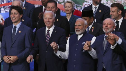 G-20 में US President के बगल खड़े थे कनाडा व भारत के पीएम, बाइडेन ने मोदी को दी तरजीह – India TV Hindi