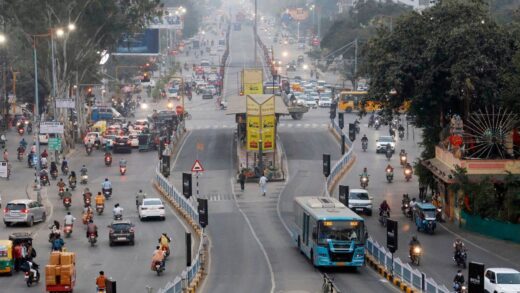 Indore BRTS: कोलंबिया के शहर बगोटा की तर्ज पर इंदौर में बना बीआरटीएस, अब आई हटाने की नौबत