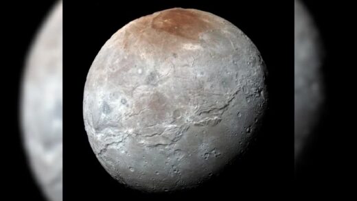 Nasa को अंतरिक्ष में दिखा Pluto का चंद्रमा ‘चारोन’, लोग बोले- यह तो हमारे चांद जैसा, जानें डिटेल