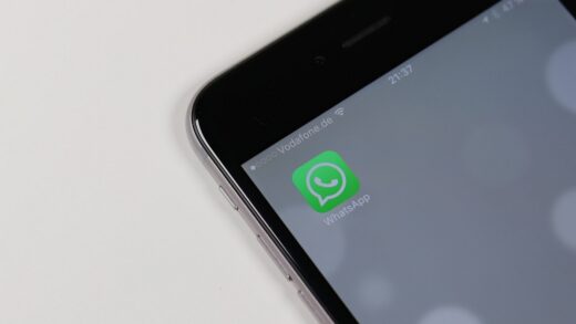 WhatsApp सुन रहा है आपकी बातें? सरकार करेगी जांच, कंपनी ने जारी किया बयान