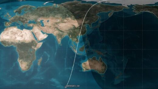 ISRO की और एक कामयाबी, 17 साल पुराने सैटेलाइट को तबाही मचाने से रोका!