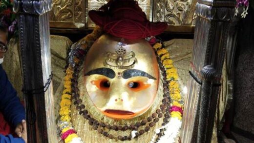 Kaal Bhairav Ujjain: भेंट से भर गया कालभैरव का खजाना, दो महीने में 25 लाख रुपये चढ़ावा आया