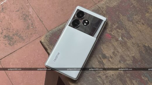 Realme GT 6T: इस गेमिंग स्मार्टफोन को Rs 10 हजार रुपये के फ्लैट डिस्काउंट पर खरीदने का मौका!