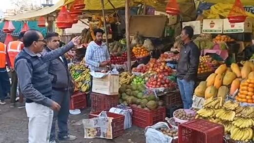 शाजापुर नगर पालिका की अंतिम चेतावनी:  शहरी हाईवे के दोनों ओर से अतिक्रमण हटाने के लिए जारी किया नोटिस, 100 से अधिक लोगों का कब्जा – shajapur (MP) News