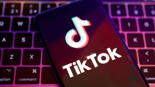 TikTok की अमेरिका में वापसी से चाइनीज ऐप्स को झटका! तेजी से घटे नए डाउनलोड