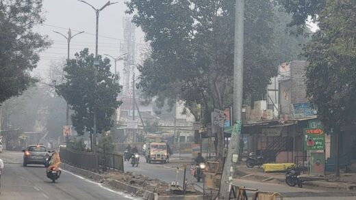 आगर मालवा में 8 डिग्री पहुंचा न्यूनतम तापमान:  कोहरे से कम हुई विजिबिलिटी, मौसम विभाग की लोगों से सतर्क रहने की अपील – Agar Malwa News