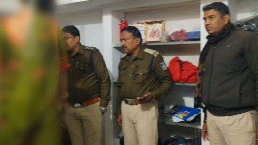 आगर मालवा: सोयतकला में विवाहिता ने फांसी लगाकर दी जान:  मौके पर पहुंची पुलिस ने कटर से दरवाजा काटकर शव निकाला – Agar Malwa News