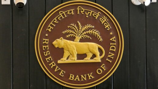 डिजिटल फ्रॉड रोकने के लिए RBI का बड़ा कदम, ‘बैंकडॉटइन’ और ‘फिनडॉटइन’ शुरू, जानें इनके बारे में