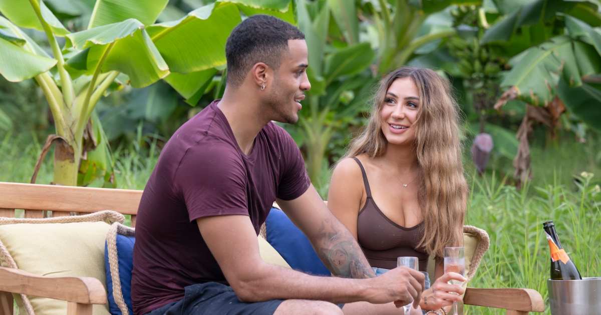 Bachelor Star Juliana Pasquarosa Returns Ring After Grant Ellis Split