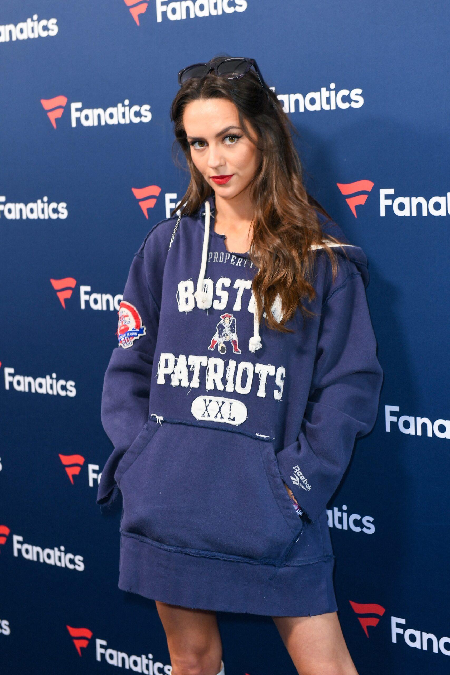 Bill Belichick's Girlfriend Takes A Swipe At His Ex-Partner Months After Being 'Kicked Out' Of A Nantucket Party