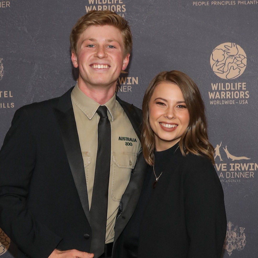 Bindi Irwin Reacts to Brother Robert Irwin’s Thirst Traps
