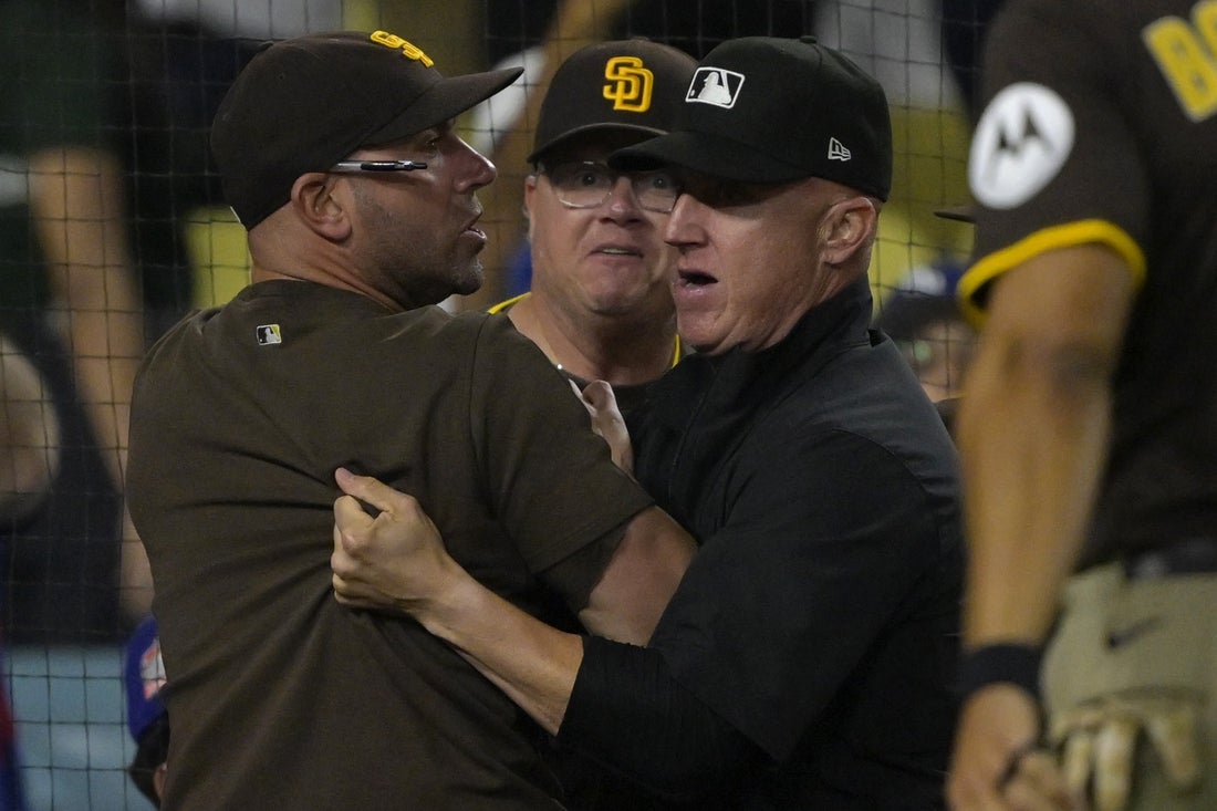 Deadspin | After heated series with rival, Padres reset at home vs. Royals