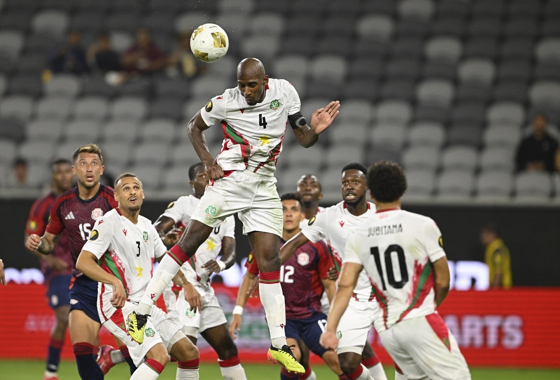 Deadspin | Costa Rica sinks Suriname on late PK in Gold Cup