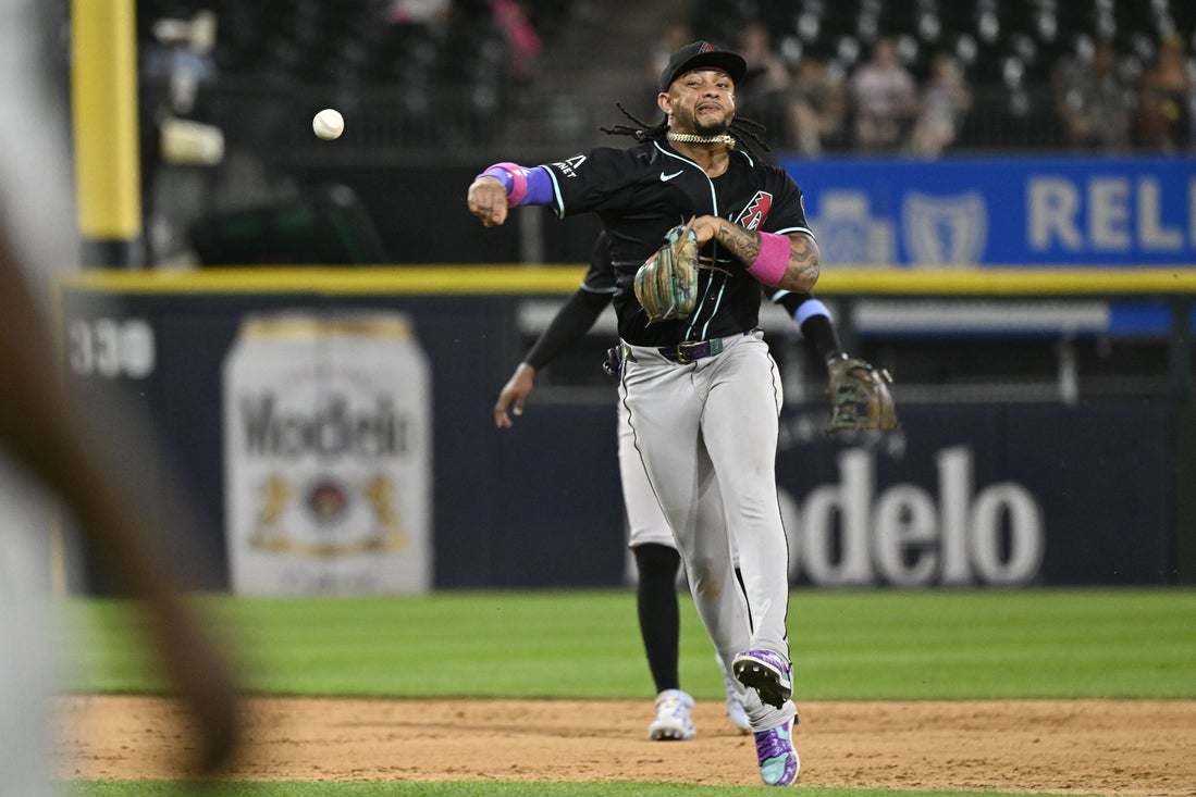 Deadspin | D-backs 2B Ketel Marte in tears after fan’s verbal assault