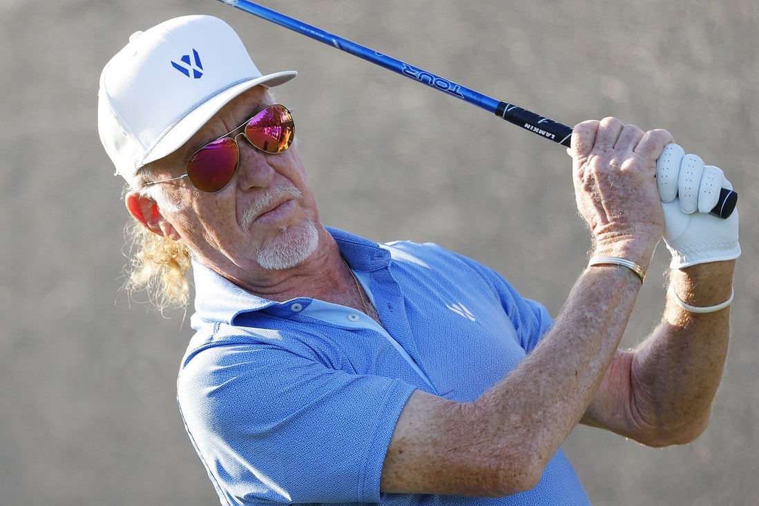 Deadspin | Miguel Angel Jimenez captures his third senior major in playoff