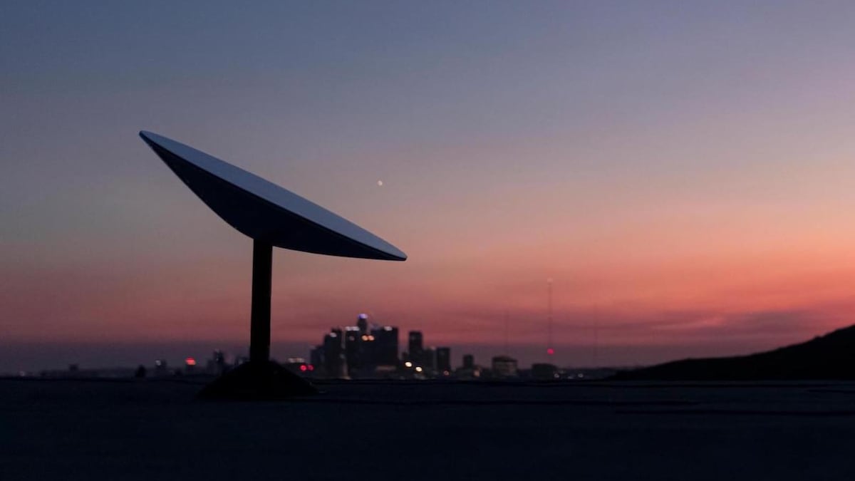 Elon Musk की स्टारलिंक के विरोध में रिलायंस और एयरटेल, स्पेक्ट्रम के कम रेट से नाराज