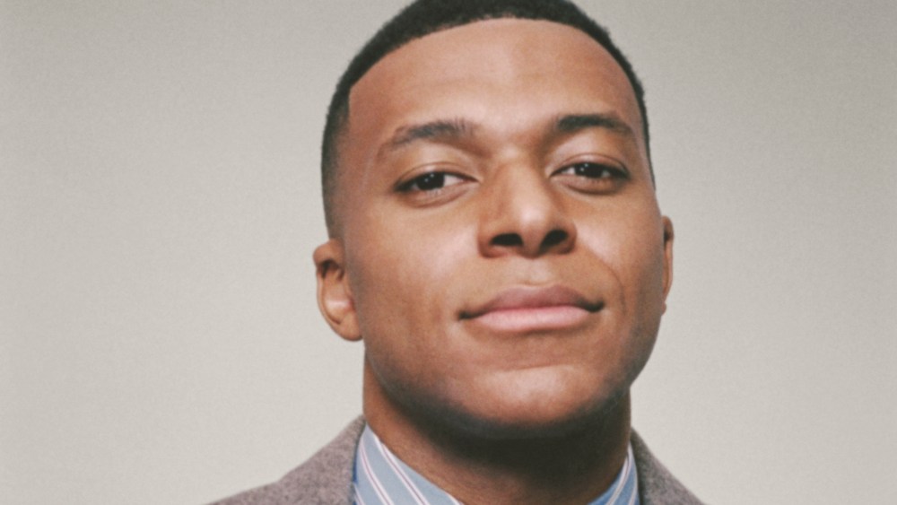 Jonathan Anderson Teases Dior Debut With Kylian Mbappé Videos