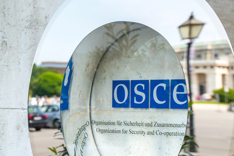 Mimicking Democracy Promotion: How Parallel Observers Undermine OSCE Election Monitoring