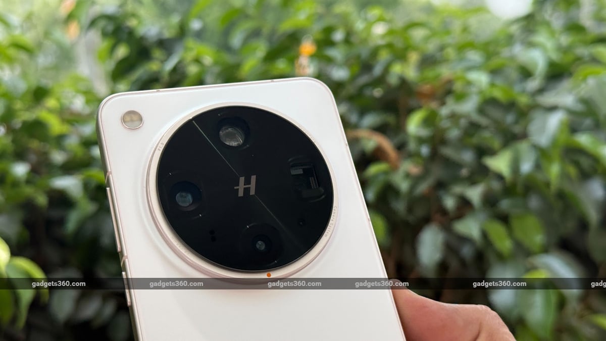 Oppo की Find X9 सीरीज में 1.5K रिजॉल्यूशन के साथ मिल सकती है फ्लैट स्क्रीन