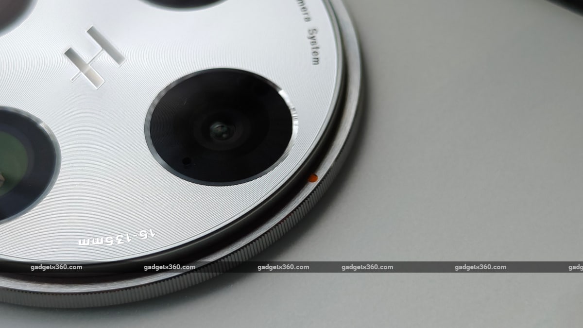 Oppo के Find X9 Pro में मिल सकता है Samsung ISOCELL HP5 कैमरा