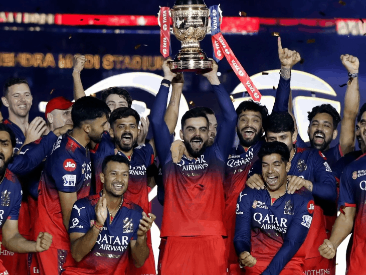 RCB की जीत पर झूमी फिल्म इंडस्ट्री:  रणवीर-अजय-रश्मिका ने दी बधाई, आमिर ने विराट को बताया परफेक्शनिस्ट,अल्लू अर्जुन के बेटे ने खुद पर डाला पानी