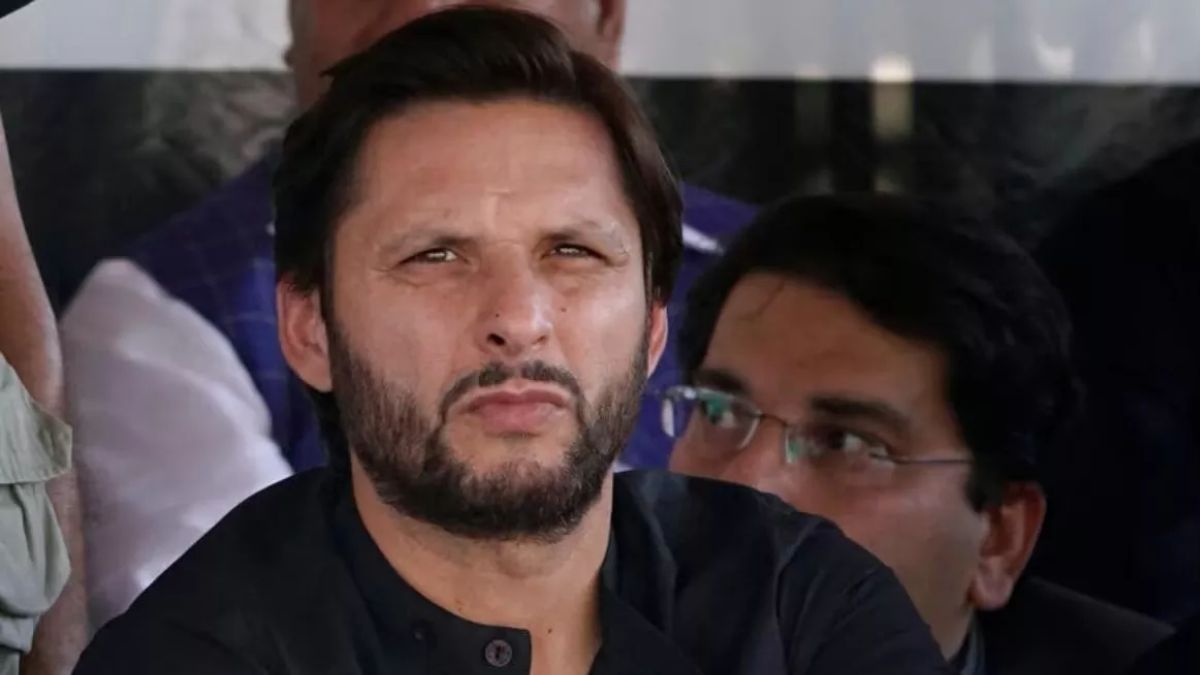 Shahid Afridi News: दुबई में केरल के ग्रुप ने अपने कार्यक्रम में किया शाहिद अफरीदी का वेलकम, भारत में लोग बोले- शर्म करो