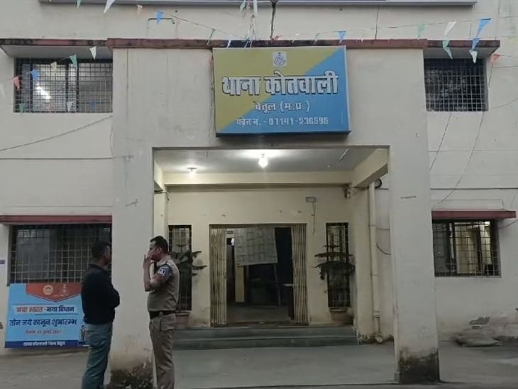 YG KING रेस्टोरेंट से 6 किलो संदिग्ध मांस बरामद:  पुलिस ने फोरेंसिक जांच के लिए मथुरा भेजा सैंपल; बैतूल में दो गिरफ्तार – Betul News