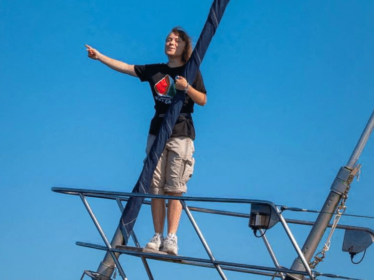 आज गाजा पहुंच सकती हैं ग्रेटा थनबर्ग:  राहत सामग्री लेकर जहाज से रवाना; ईद पर दवा, अनाज और बच्चों के लिए दूध ले जा रहीं