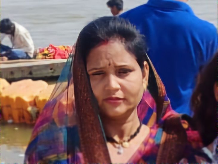 छतरपुर में अज्ञात वाहन ने महिला को मारी टक्कर, मौत:  सागर से दमोह मायके जा रही थी; पति बोला- डॉक्टरों ने इलाज ही नहीं किया – Chhatarpur (MP) News