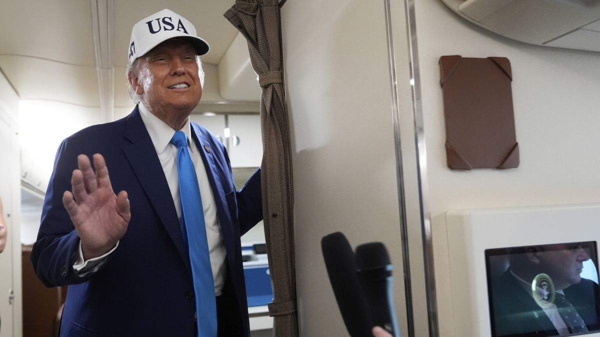 ट्रंप ने उन आपातकालीन शक्तियों का भी कर लिया इस्तेमाल, जिन्हें सिर्फ युद्ध या नेशनल इमरजेंसी में करते हैं