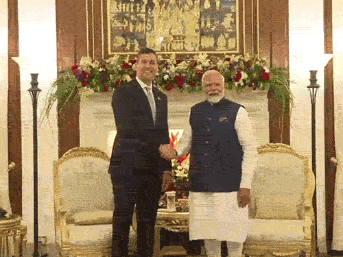 पराग्वे के राष्ट्रपति का भारत दौरा:  पीएम मोदी से मिले, द्विपक्षीय बातचीत की; पालम एयरबेस पर गार्ड ऑफ ऑनर से स्वागत