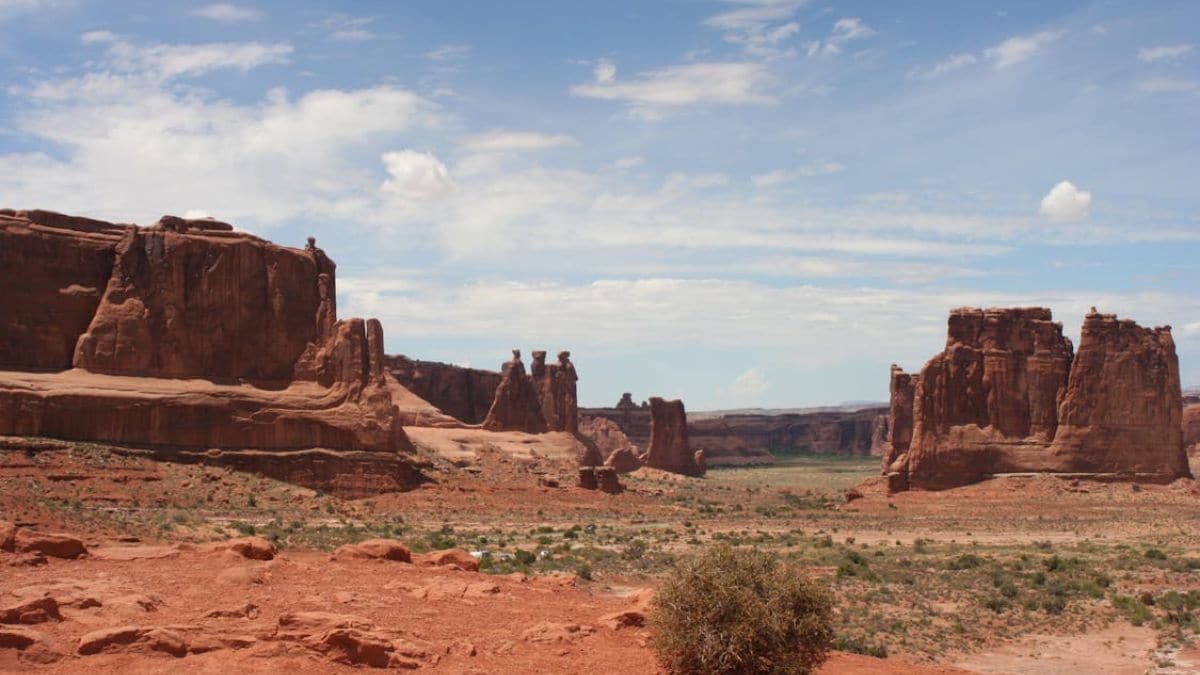 ‘Ghost’ Plume Found Beneath Oman May Explain India’s Ancient Tectonic Shift