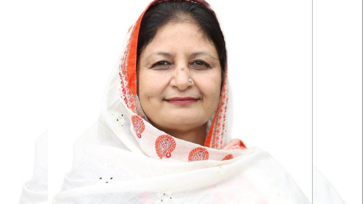 इंदौर में वंदेमातरम् पर संग्राम… ‘कांग्रेस भाड़ में जाए’ बोलने वाली पार्षद रुबीना खान को पार्टी से बाहर करने की तैयारी