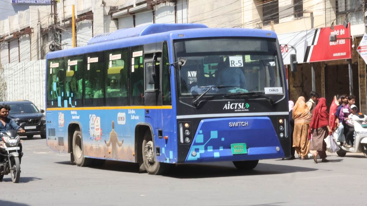 इंदौर में सिटी बस का 200 रुपये वाला पास अब मिलेगा 600 रुपये में, महापौर पास योजना हुई बंद