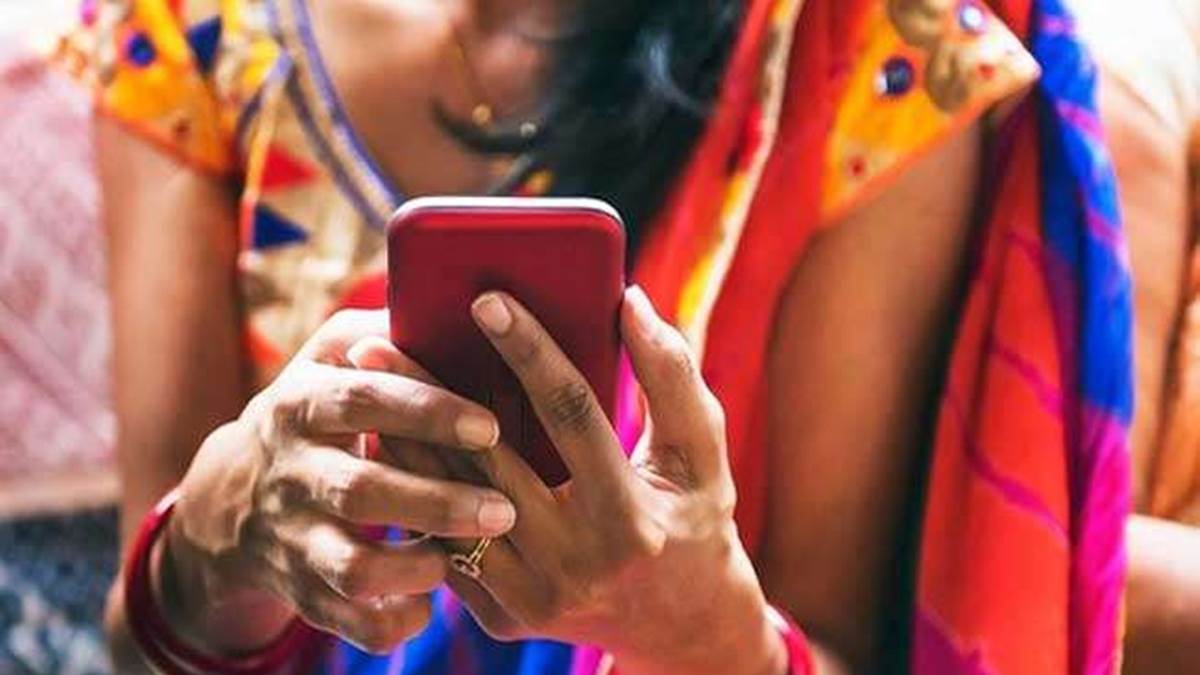 लड़कों से बात करती थी बहन, गुस्‍साए भाई ने चाकुओं से किया वार, बाद में खुद अस्‍पताल ले गया पर बच नहीं सकी