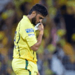 IPL-उर्विल ने सबसे तेज फिफ्टी के रिकॉर्ड की बराबरी की:हाथ जोड़कर सेलिब्रेट किया, पर्ची में लिखा- 'पापा यह आपके लिए'; टॉप मोमेंट्स-रिकॉर्ड्स