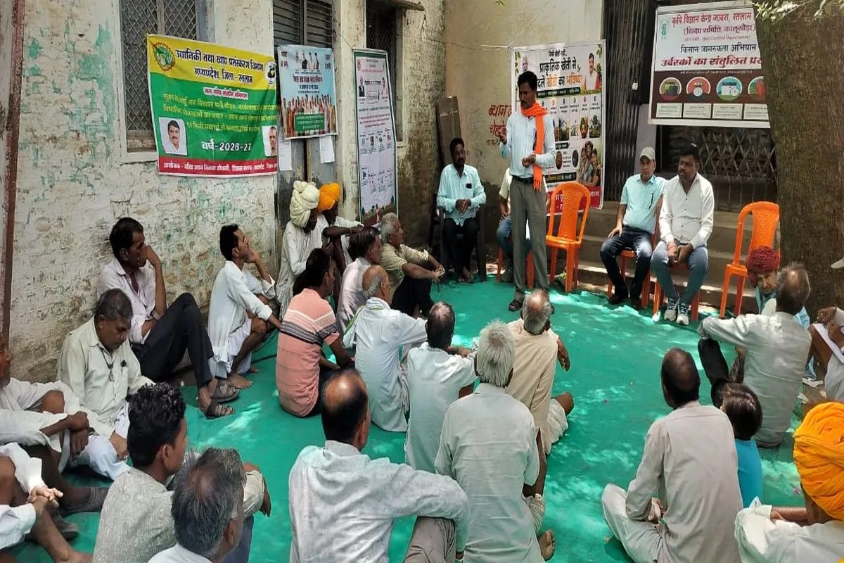 रतलाम में आज कृषि रथ धामनोद, पंचेड़, डेलनपुर में करेगा भ्रमण | Agricultural Krashi Rath Jal Chopal News Ratlam