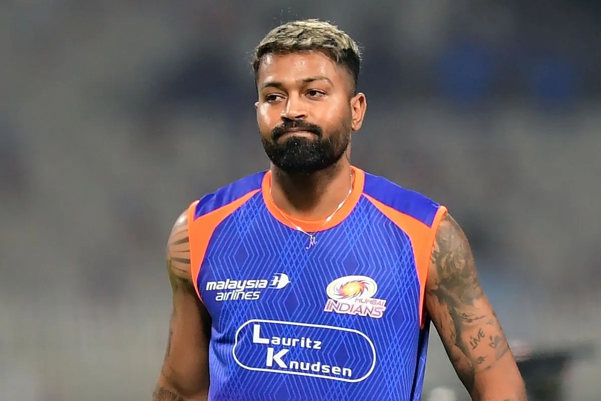 हार्दिक पंड्या की बढ़ी मुश्किलें! KKR से करारी हार के बाद IPL ने लिया बड़ा एक्शन, कप्तानी पर भी मंडराया खतरा