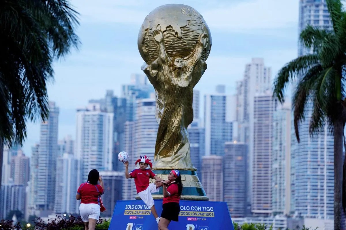 FIFA World Cup 2026 Schedule: कब और कहां देखें फीफा वर्ल्ड कप? जारी हुआ पूरा शेड्यूल, भारतीय समय के अनुसार यहां देखें पूरी लिस्ट FIFA World Cup 2026 Schedule: कब और कहां देखें फीफा वर्ल्ड कप? जारी हुआ पूरा शेड्यूल, भारतीय समय के अनुसार यहां देखें पूरी लिस्ट