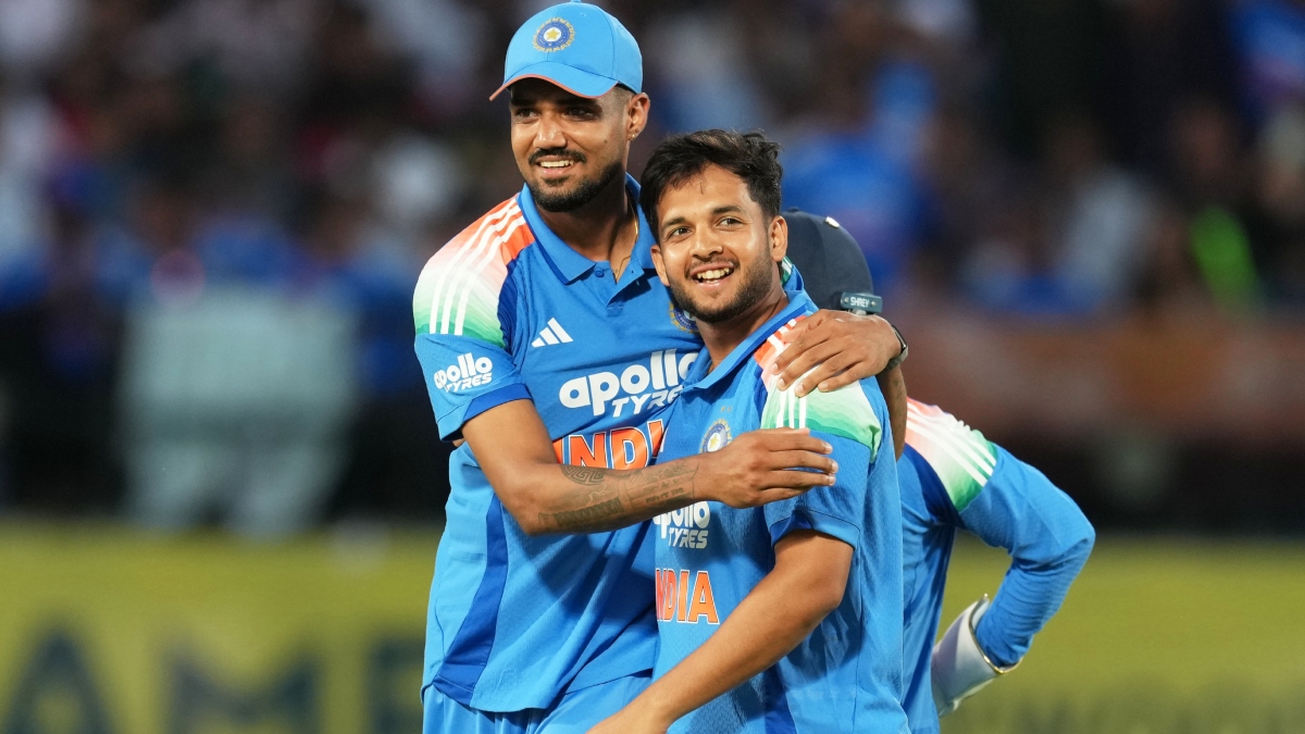 IND vs AFG: गुरनूर-हर्ष ने डेब्यू मैच में मिलकर रचा इतिहास, 3-3 विकेट लेकर बने स्पेशल लिस्ट का हिस्सा IND vs AFG: गुरनूर-हर्ष ने डेब्यू मैच में मिलकर रचा इतिहास, 3-3 विकेट लेकर बने स्पेशल लिस्ट का हिस्सा