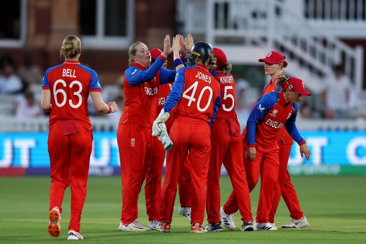 Women’s T20 WC: डैनी व्याट-हॉज की फिफ्टी से इंग्लैंड की वेस्टइंडीज पर शानदार जीत, सेमीफाइनल में पहुंचने वाली पहली टीम बनी