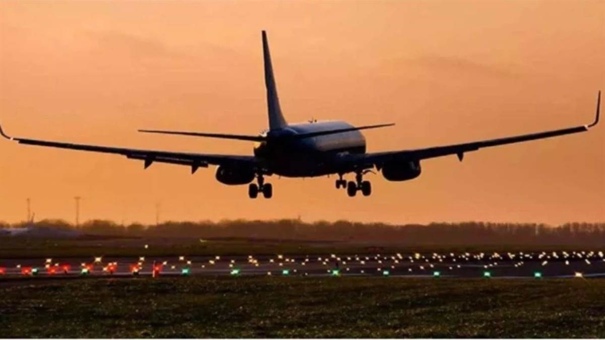 अप्रैल से बंद है इंदौर-जम्मू की एकमात्र उड़ान, कनेक्टिंग उड़ान यात्रियों की जेब और समय पर डाल रही असर
