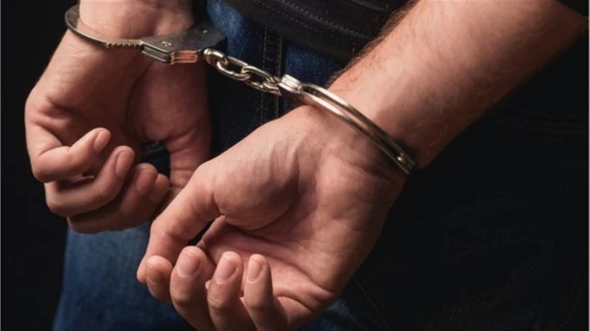इंदौर में ‘कॉमन गर्ल फ्रेंड’ को लेकर छात्रों का खूनी संघर्ष, खिलाड़ी समेत 3 आरोपी गिरफ्तार