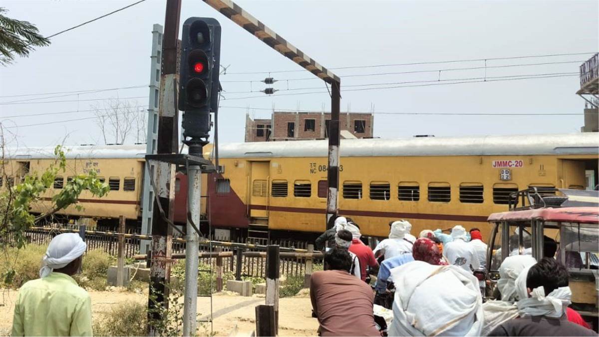 भिंड को मिलेगा देश और प्रदेश की राजधानी का सीधा कनेक्शन! भोपाल-दिल्ली के लिए नियमित ट्रेन चलाने की उम्मीद बढ़ी, DRM बैठक में उठेगा प्रस्ताव