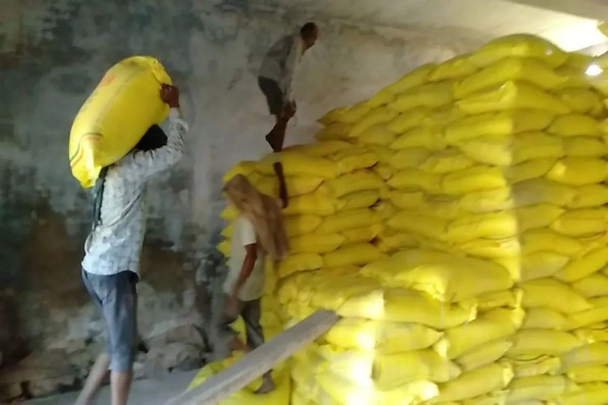 रतलाम के 31 हजार 869 किसानों ने उठाया खाद | E Token Fertilizer Distribution News रतलाम के 31 हजार 869 किसानों ने उठाया खाद | E Token Fertilizer Distribution News
